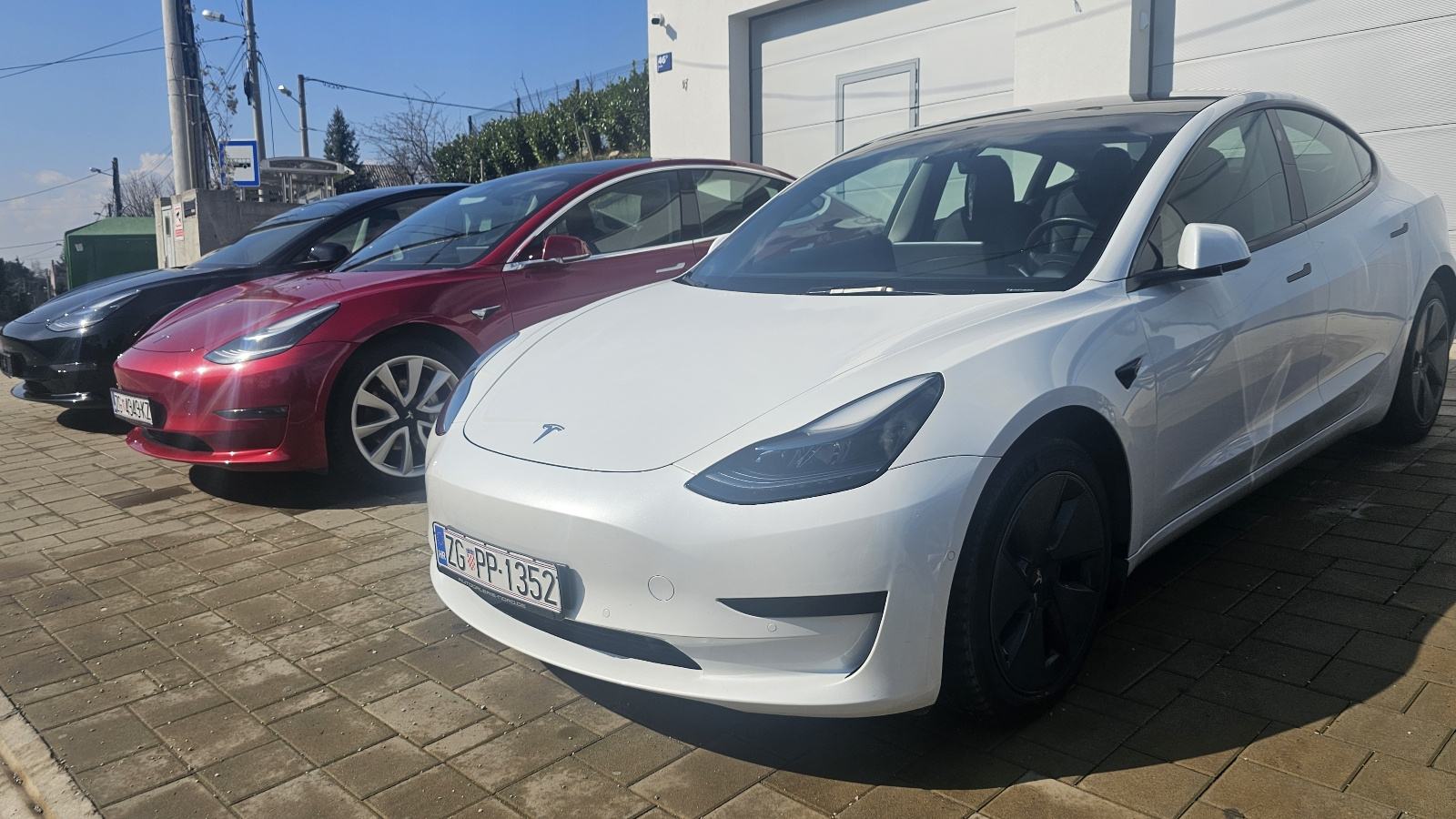 Tesla Model 3 Long range u pdv u Novi model 77kwh, fotografija 16