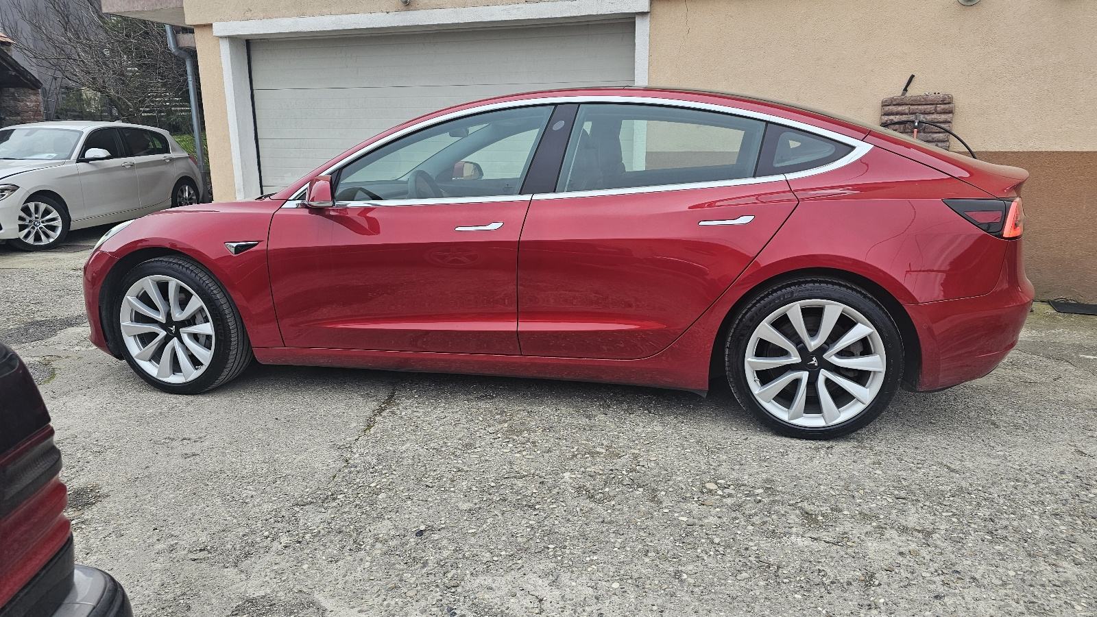 Tesla Model 3 Awd long range, fotografija 3