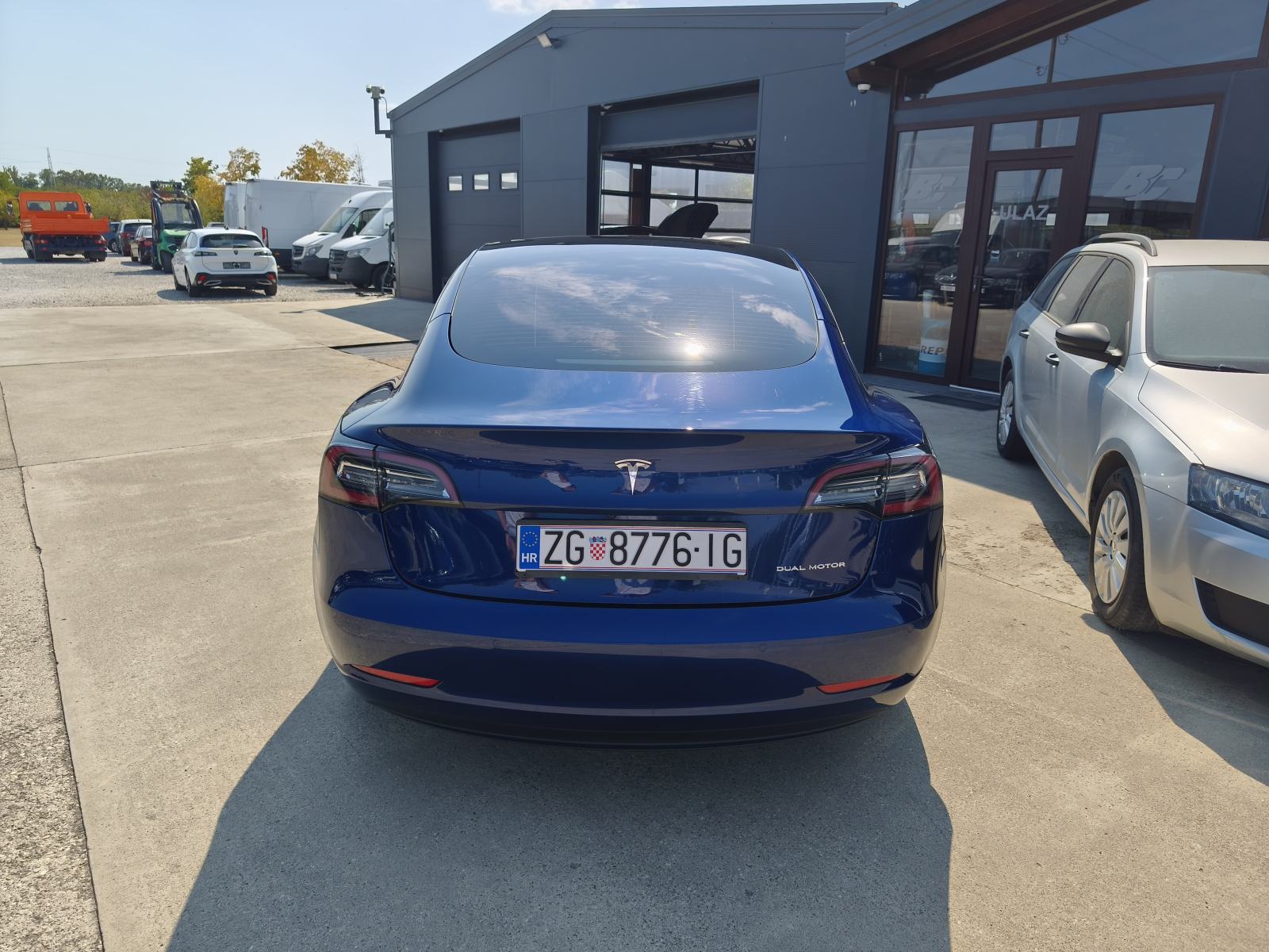 Tesla Model 3 DUAL MOTOR AWD long range 2021 god reg 7/2027 prodajem, fotografija 3