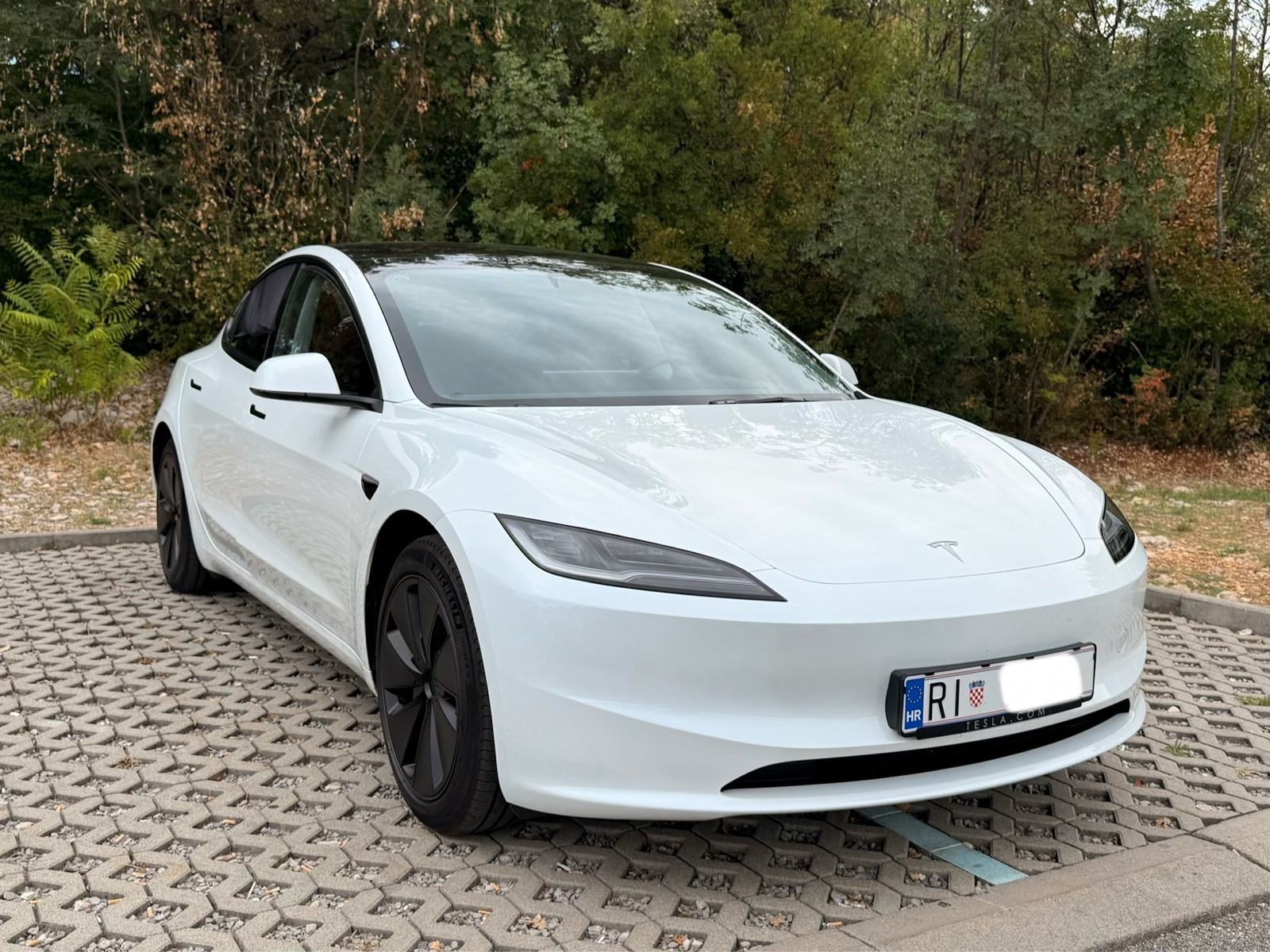 Tesla Model 3 Highland RWD automatik, fotografija 3