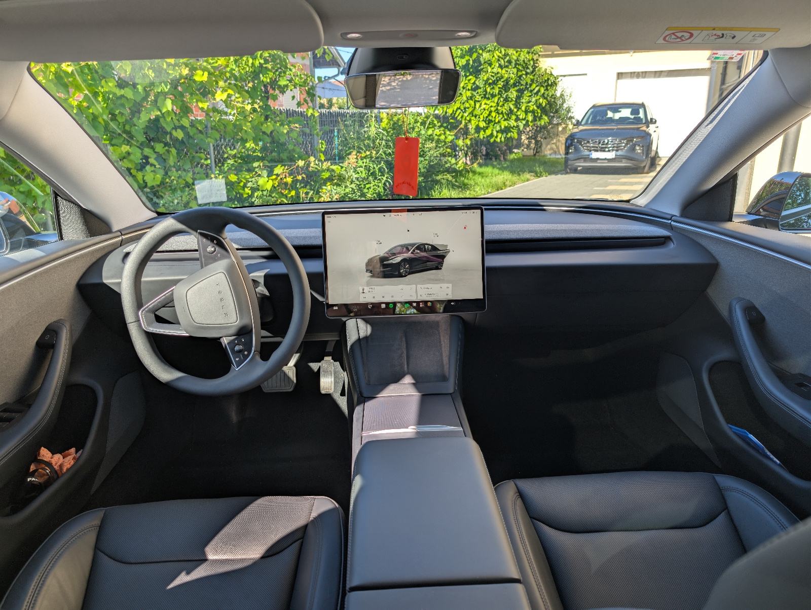 Tesla Model 3 Highland RWD Premium 2024 (95% SoH LFP baterija), fotografija 10