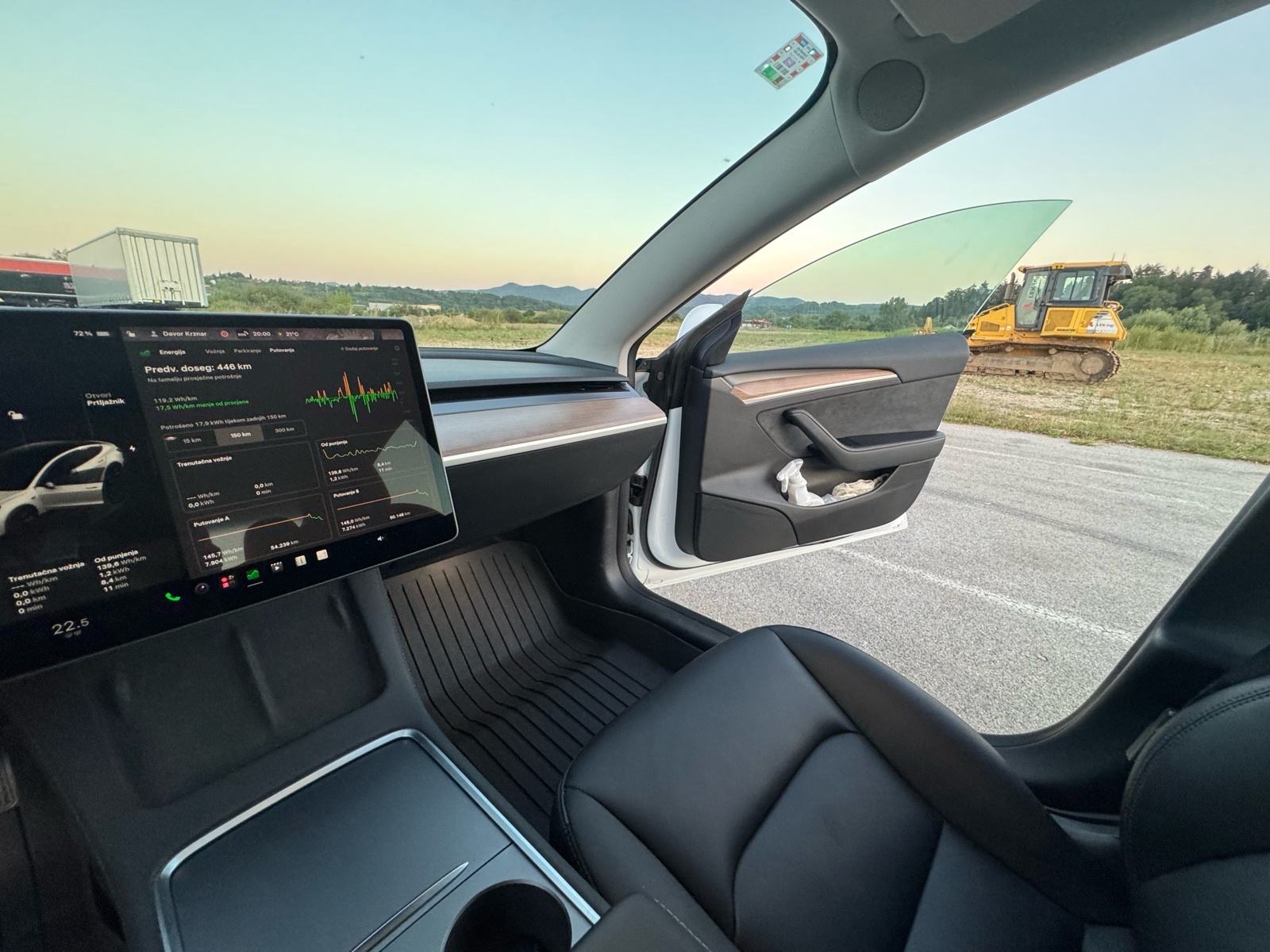Tesla Model 3 Long Range AWD 4x4 automatik, fotografija 3