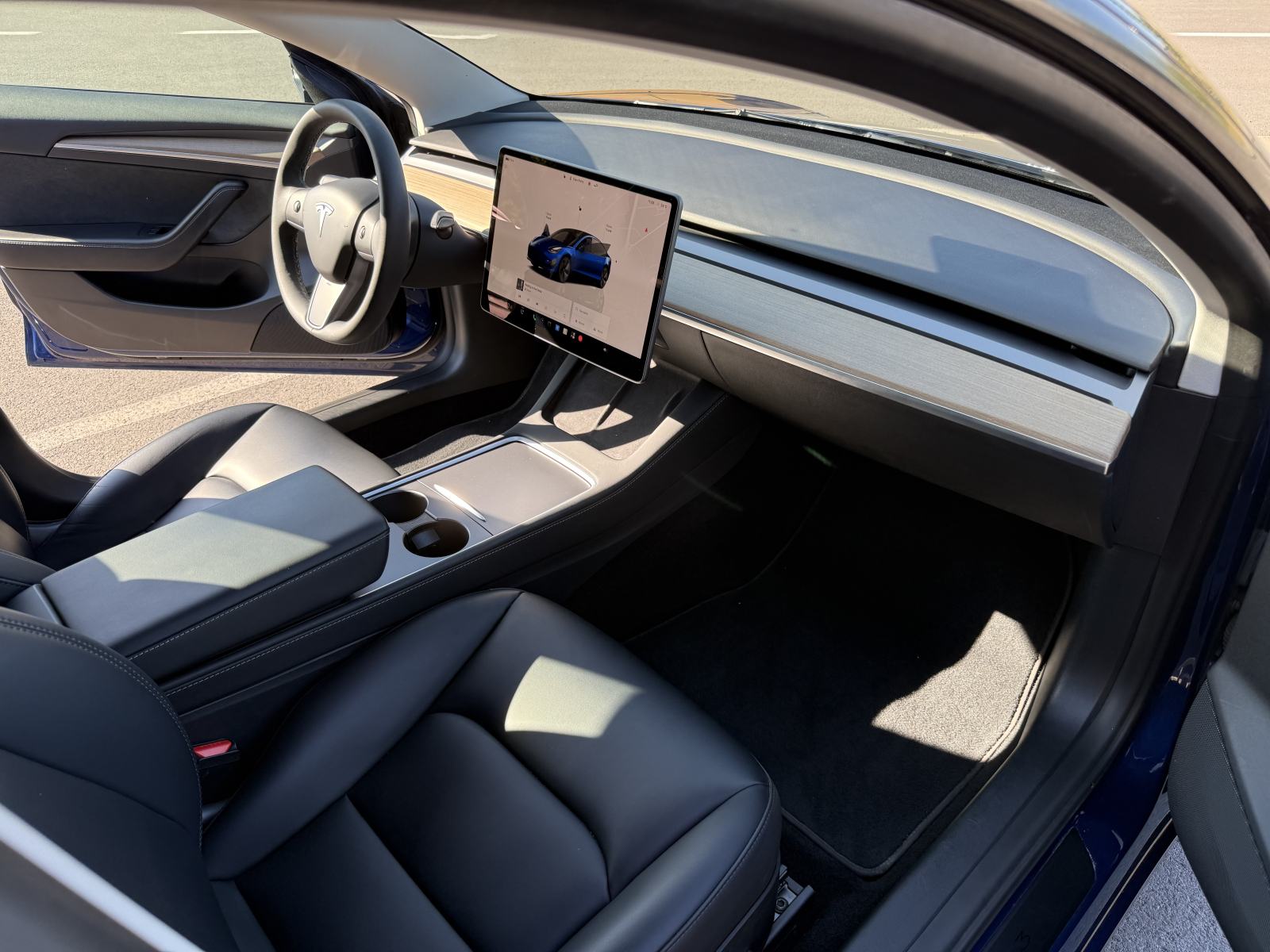 Tesla Model 3 Long range AWD automatik- produzena garancija do 05/28, fotografija 2