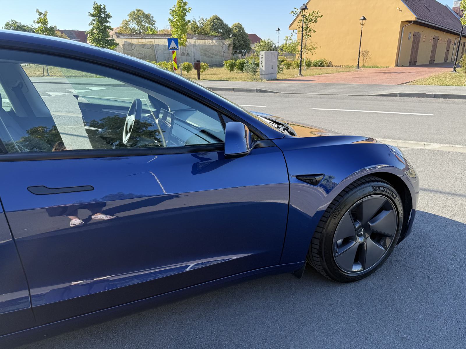 Tesla Model 3 Long range AWD automatik- produzena garancija do 05/28, fotografija 5