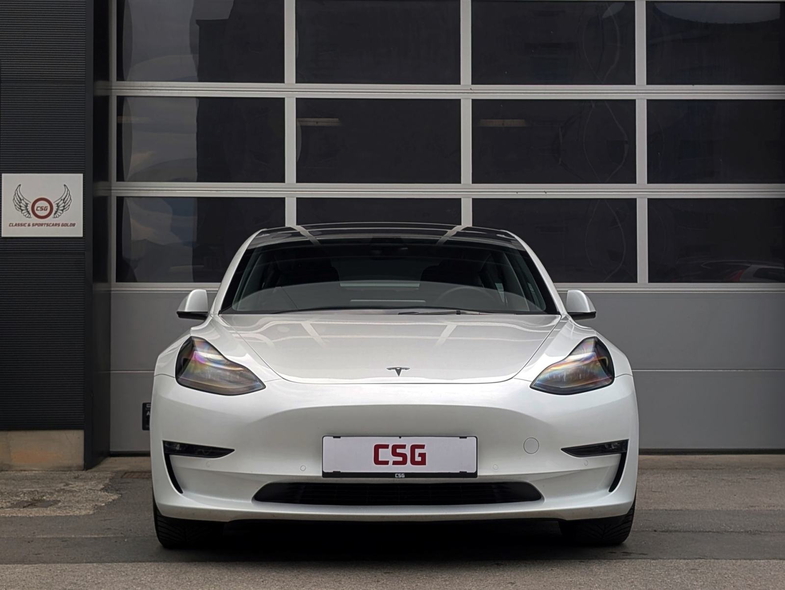 Tesla Model 3 Long Range AWD, fotografija 2