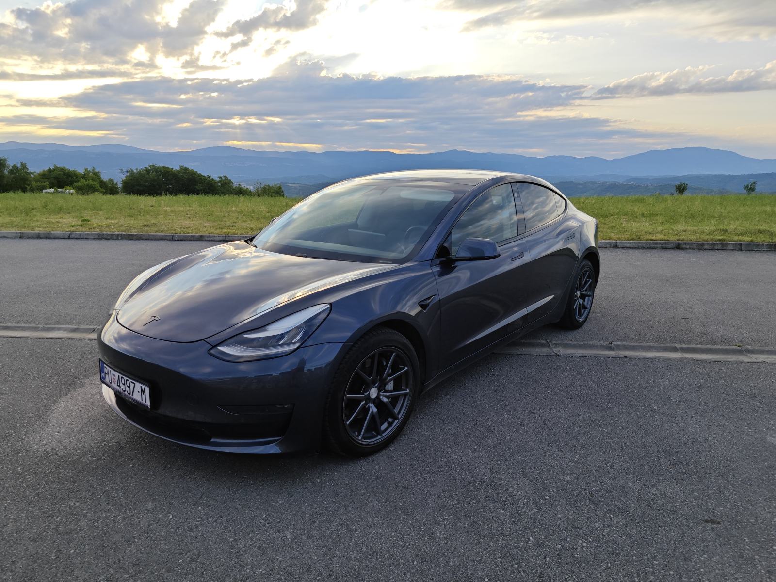 Tesla Model 3 Long Range Dual Motor automatik, fotografija 16