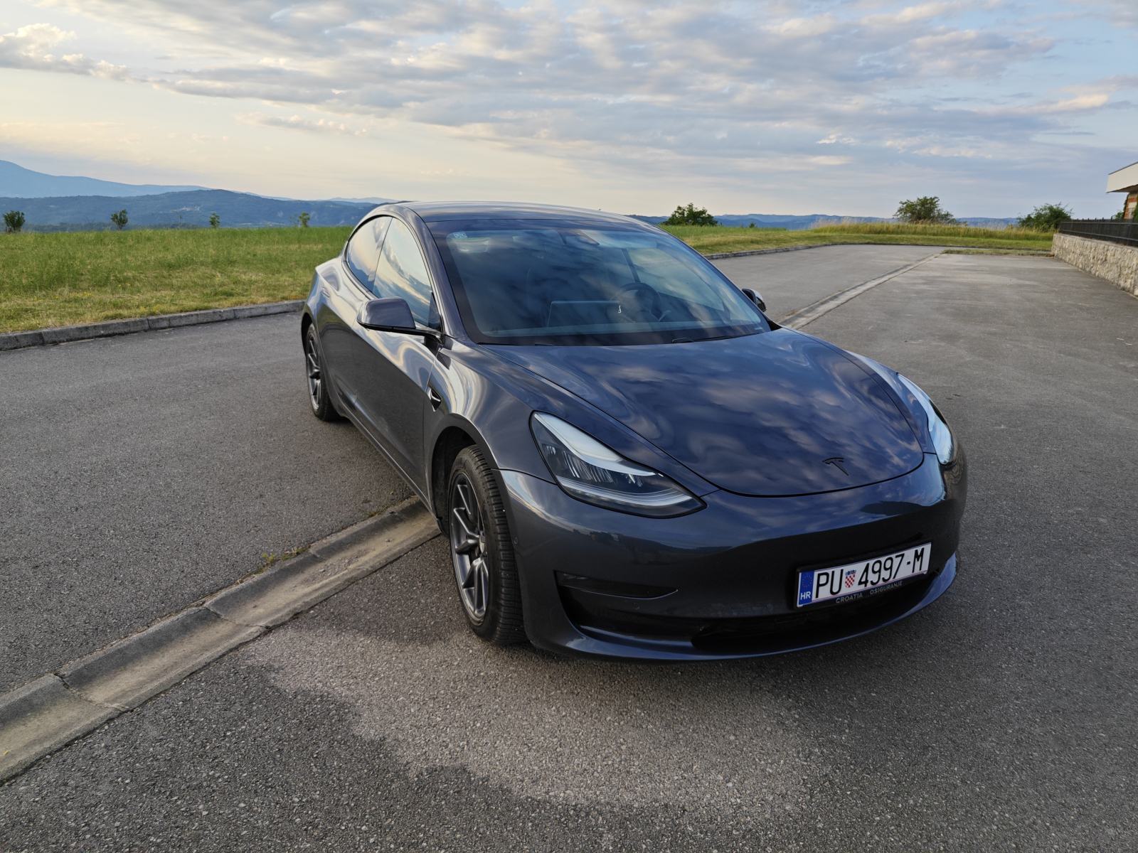 Tesla Model 3 Long Range Dual Motor automatik, fotografija 14