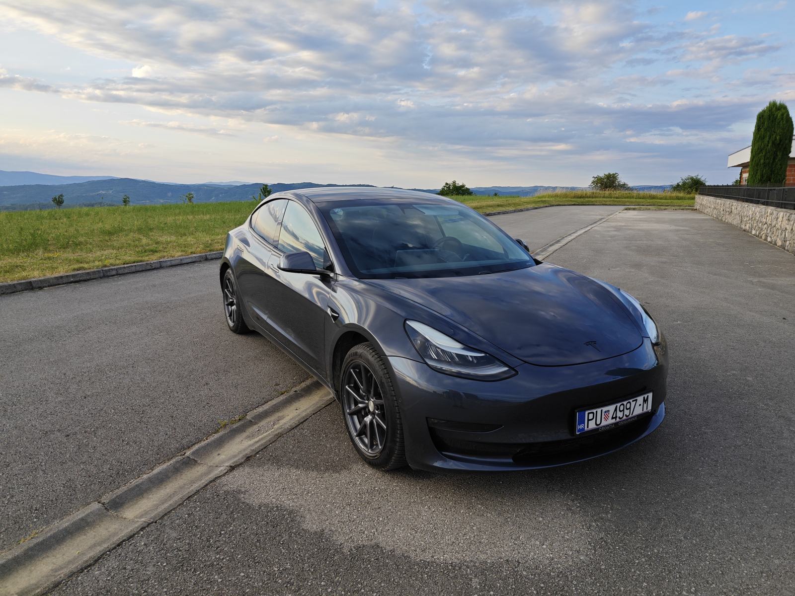 Tesla Model 3 Long Range Dual Motor automatik, pogled izvana - slika 5