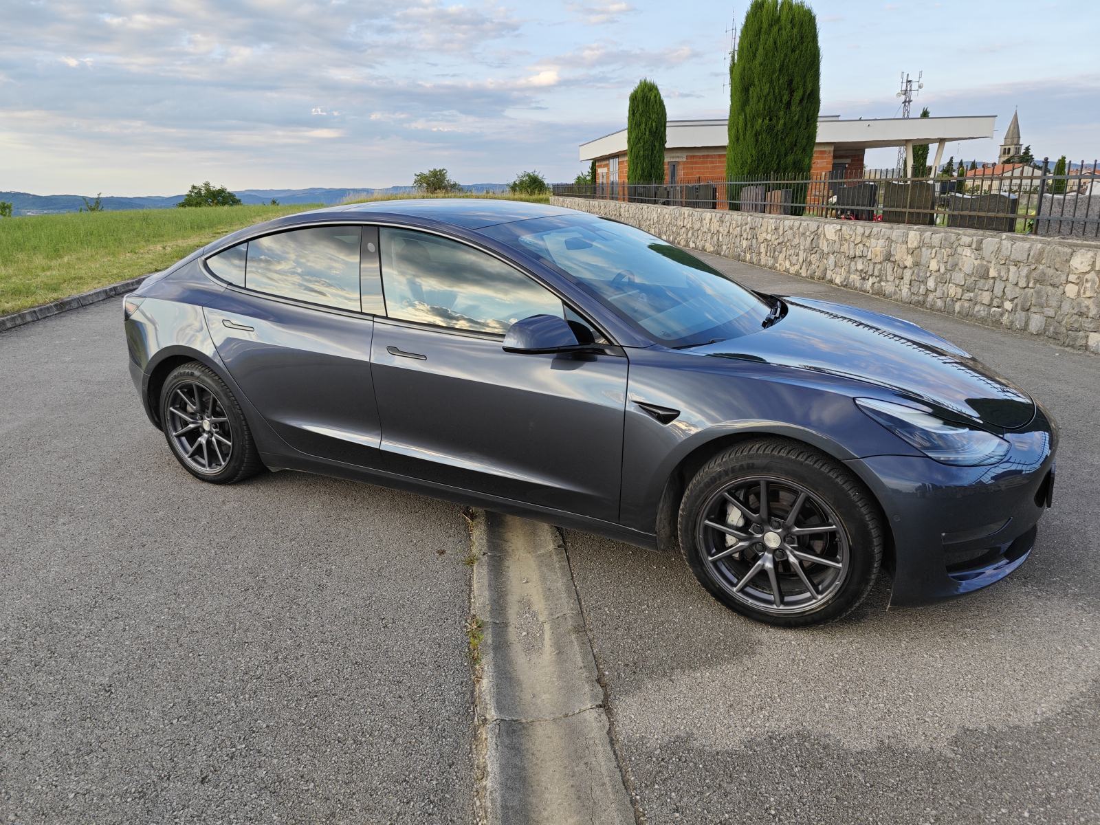 Tesla Model 3 Long Range Dual Motor automatik, fotografija 12