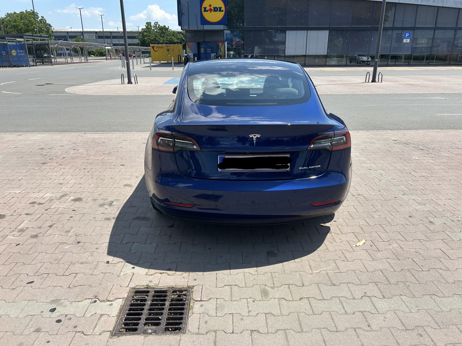 Tesla Model 3 Long Range - reg 6/27 + dva nova seta guma, fotografija 6