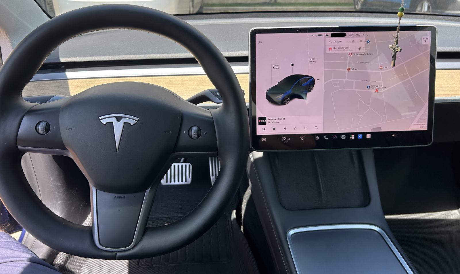Tesla Model 3 Long Range - reg 6/27 + dva nova seta guma, fotografija 12