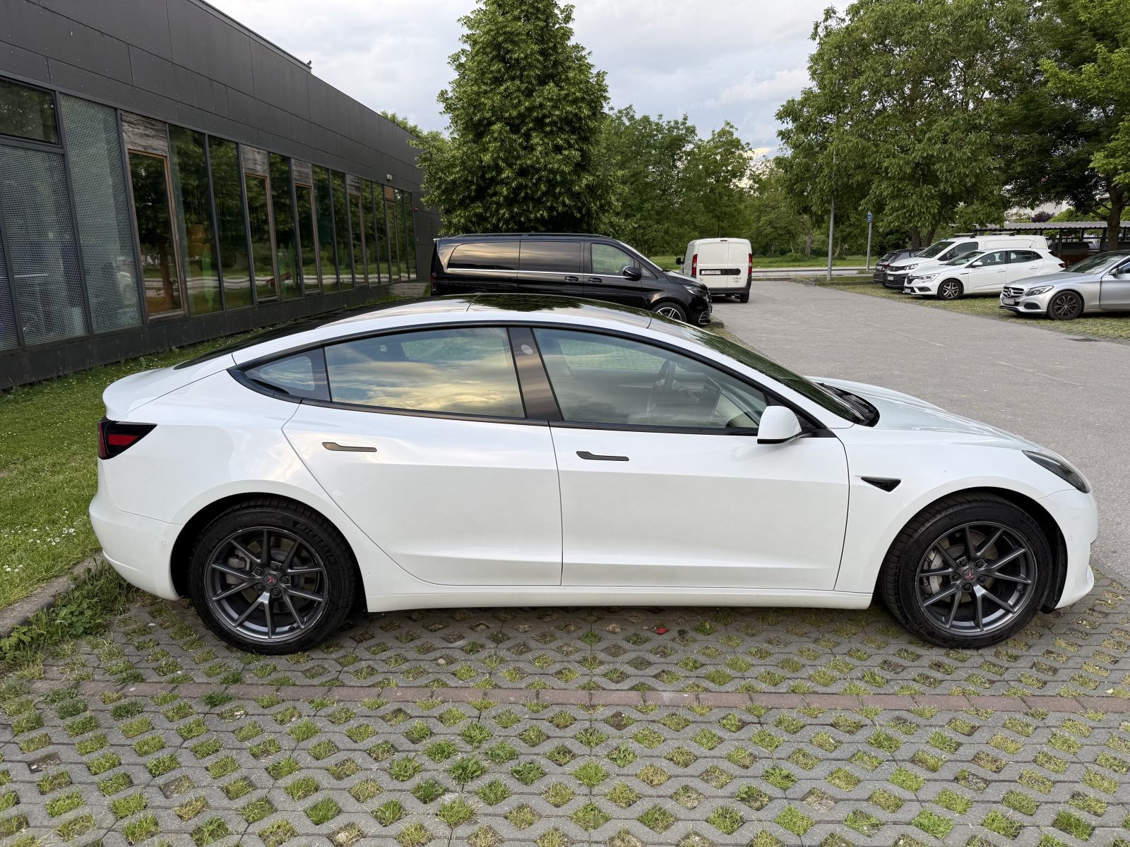 Tesla Model 3 LR AWD, 2022.g., 30000km, fotografija 9
