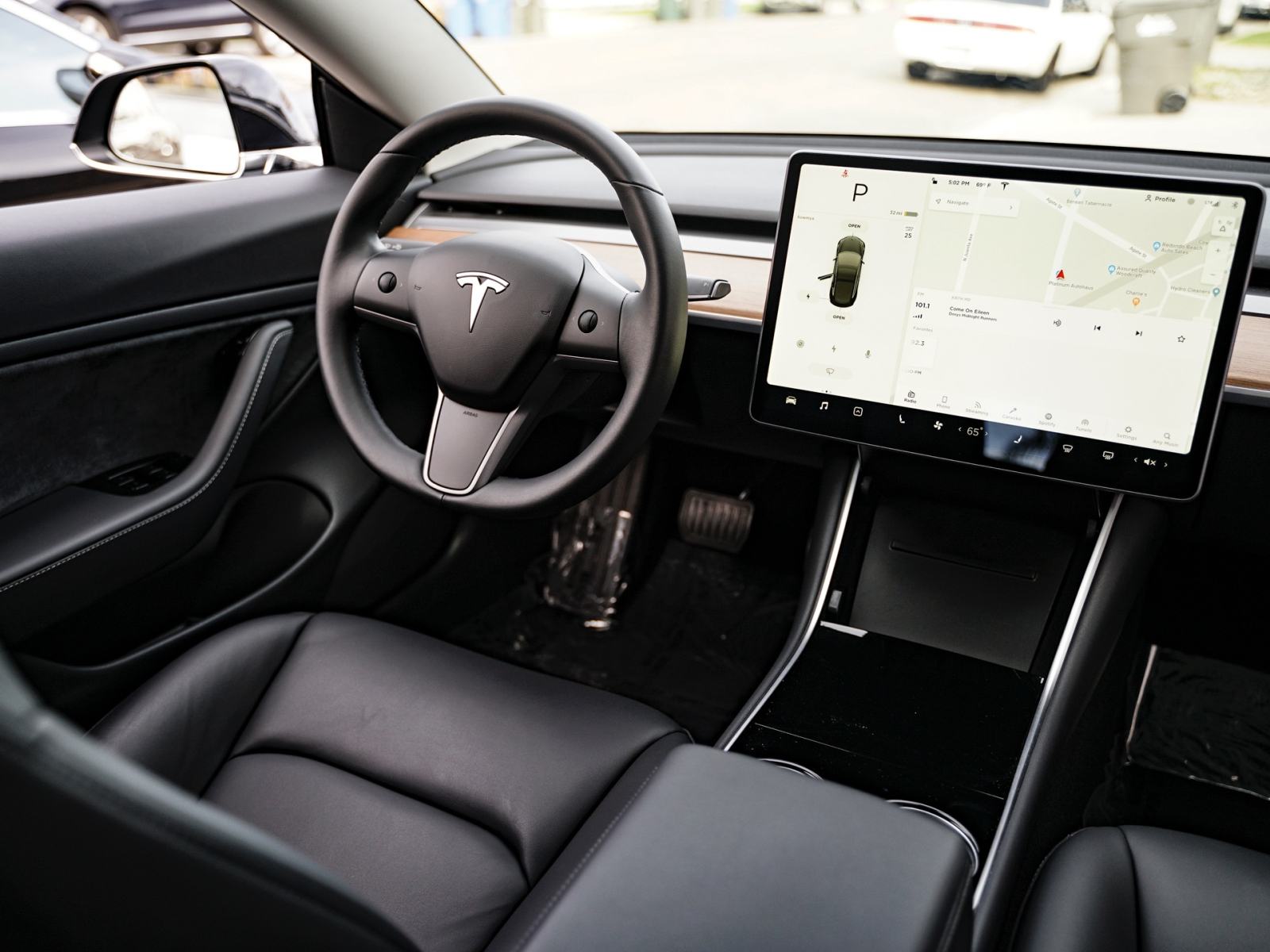 Tesla Model 3 AWD Long Renge kupljen FSD auto sam vozi., fotografija 4