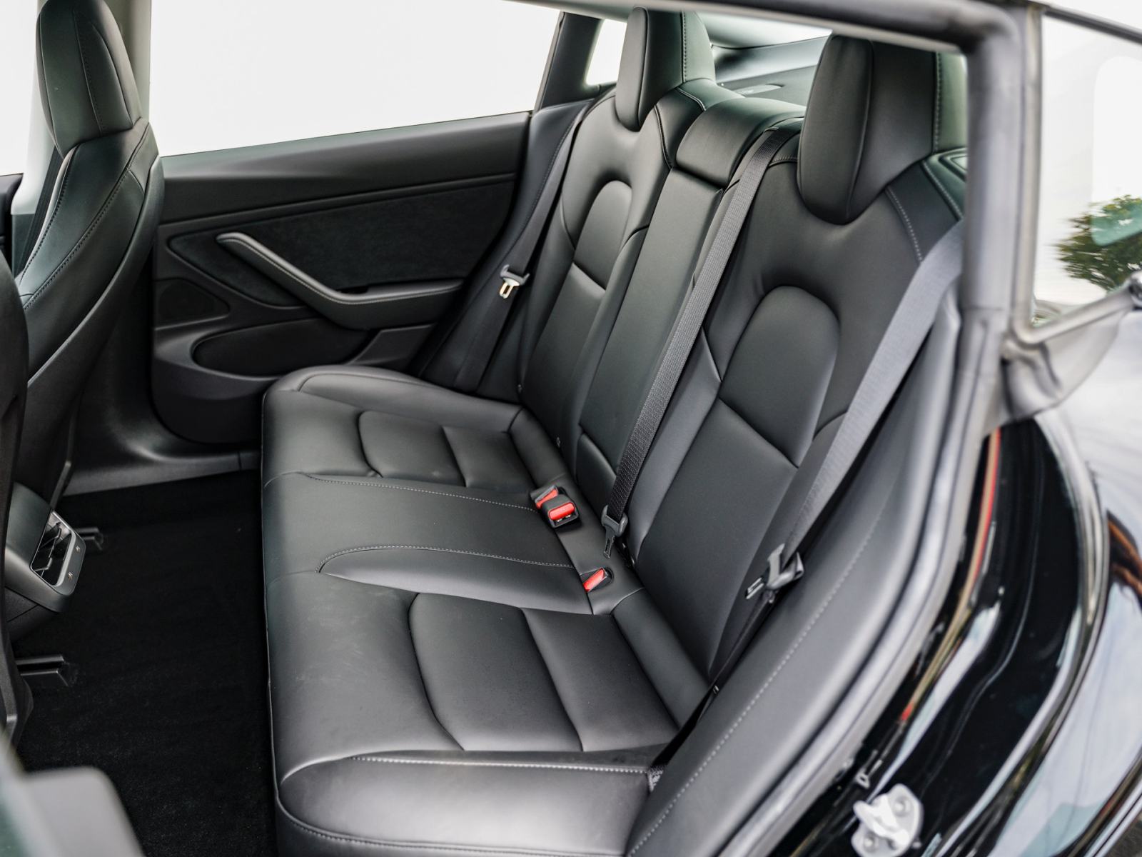 Tesla Model 3 AWD Long Renge kupljen FSD auto sam vozi., fotografija 9