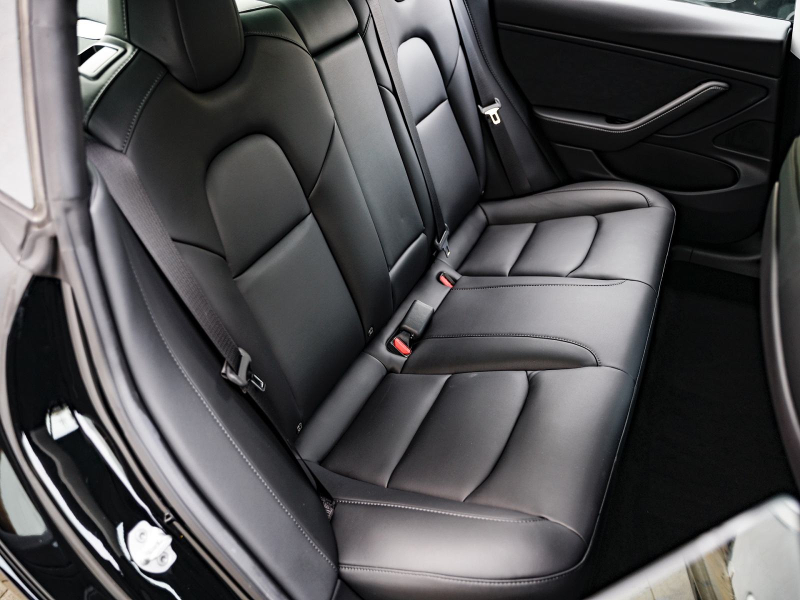 Tesla Model 3 AWD Long Renge kupljen FSD auto sam vozi., fotografija 10