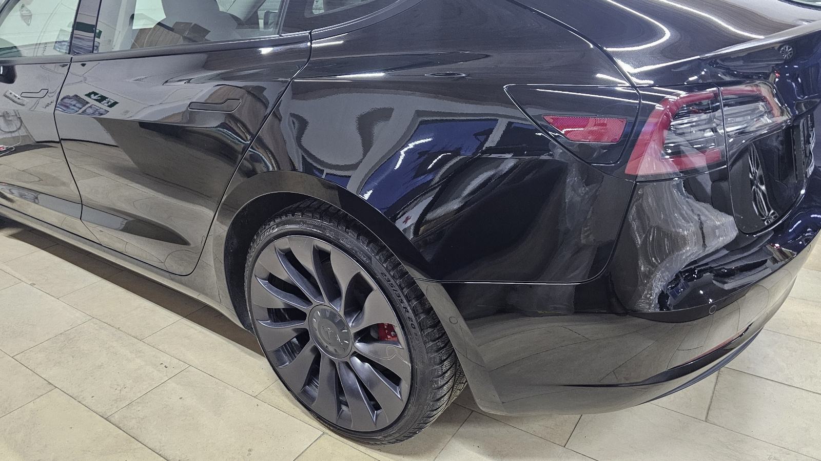 Tesla Model 3 performance automatik, fotografija 7
