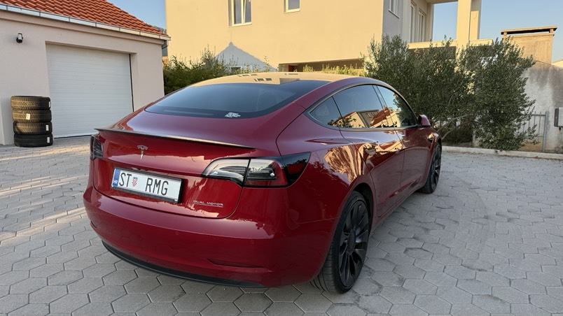 Tesla Model 3 Performance automatik, fotografija 3