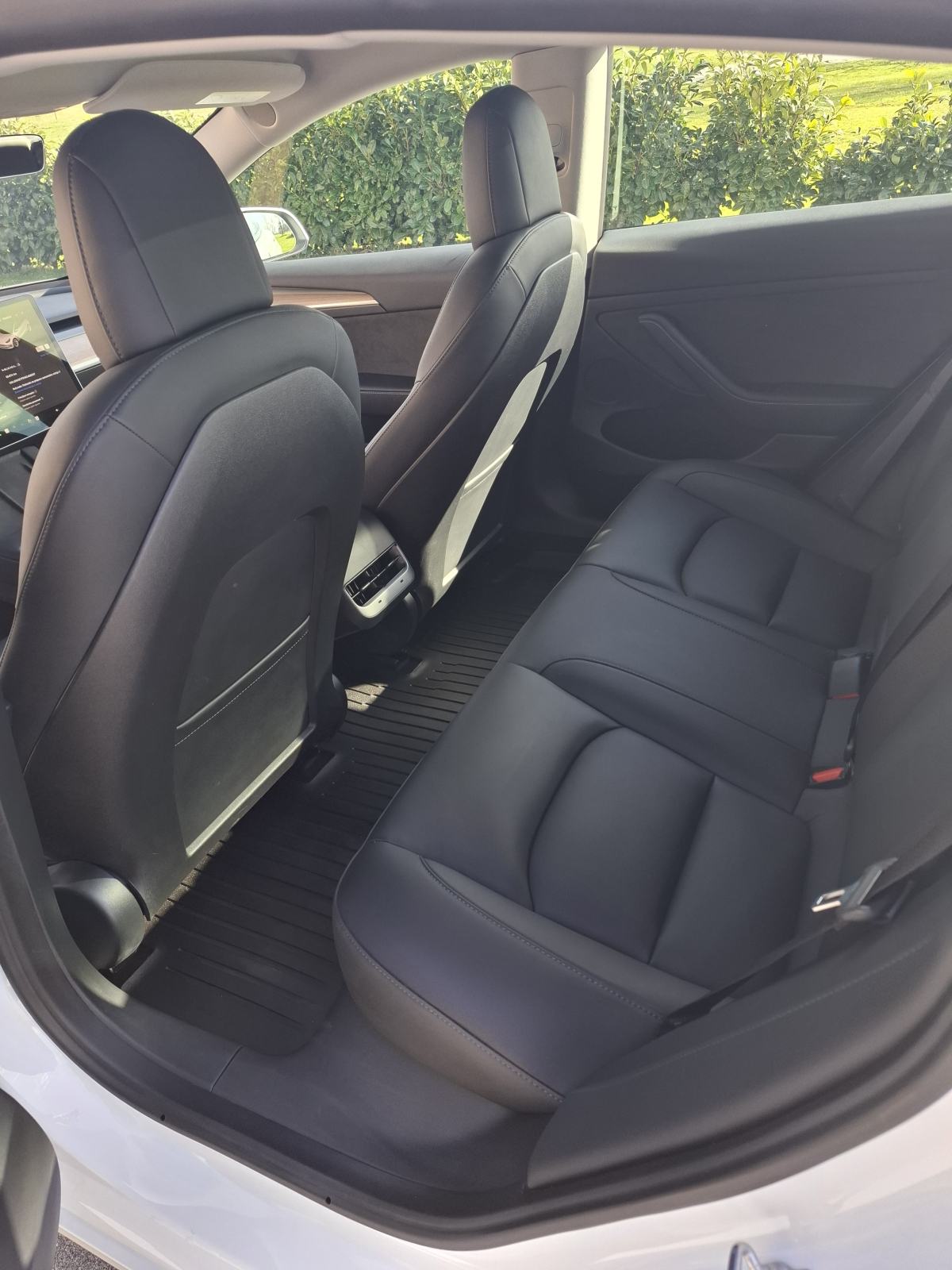 Tesla Model 3 RWD 2022 74.000 km (SOH 95%) Reg. godinu dana, fotografija 7