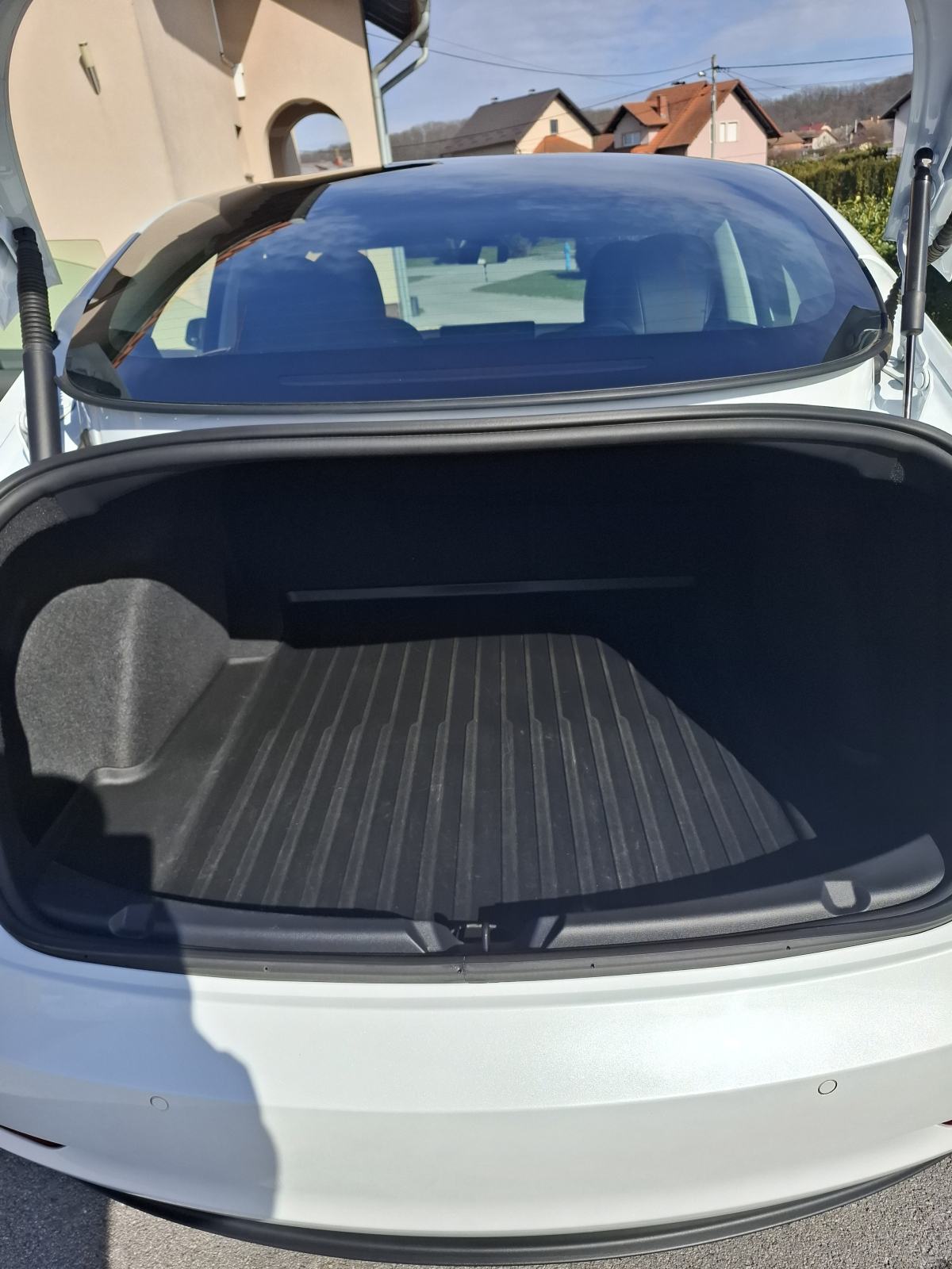 Tesla Model 3 RWD 2022 74.000 km (SOH 95%) Reg. godinu dana, fotografija 10