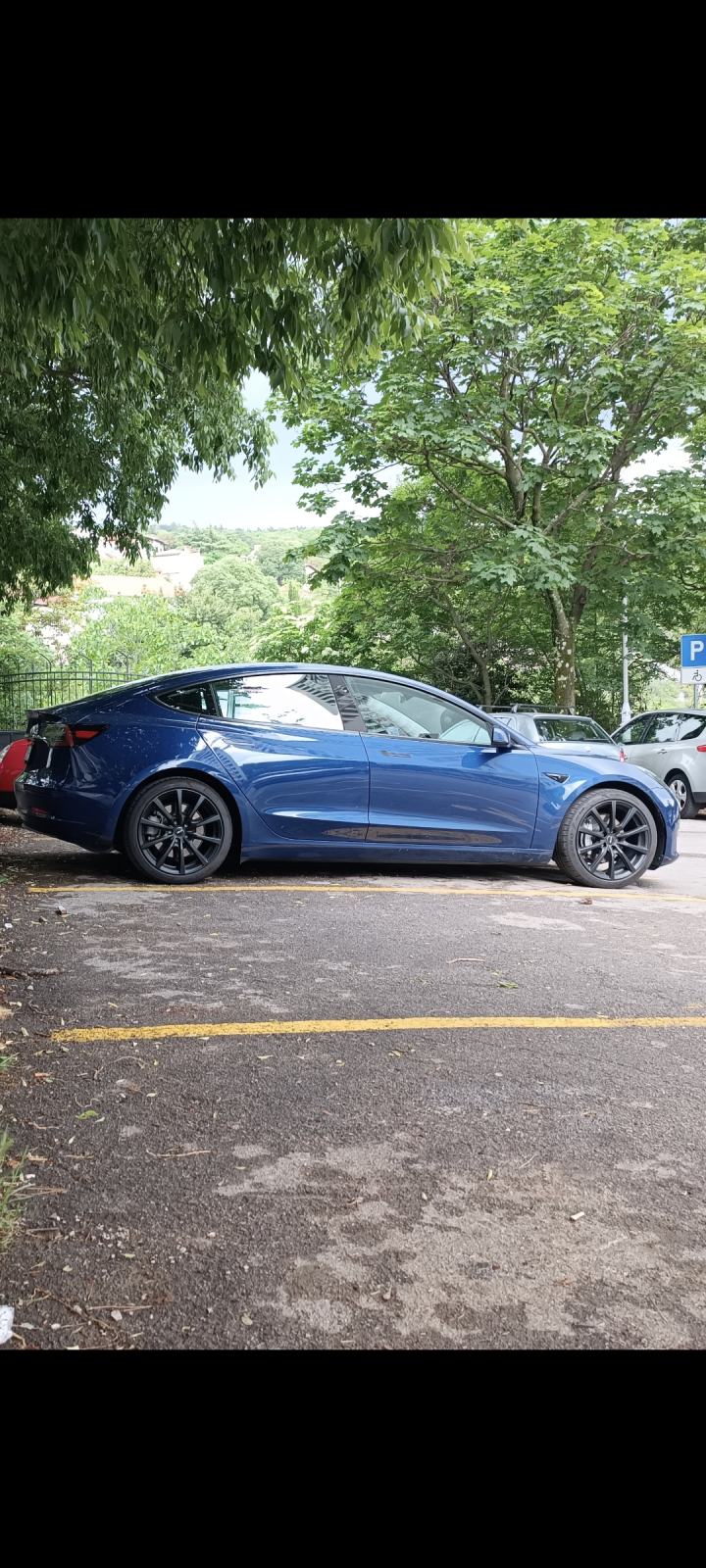 Tesla Model 3 SR LFP, fotografija 5