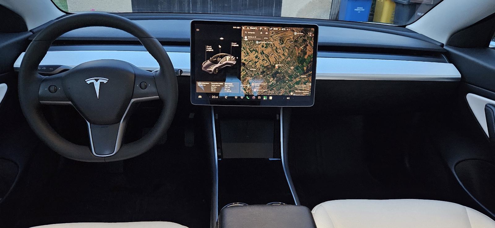 Tesla Model 3 SR+, fotografija 5