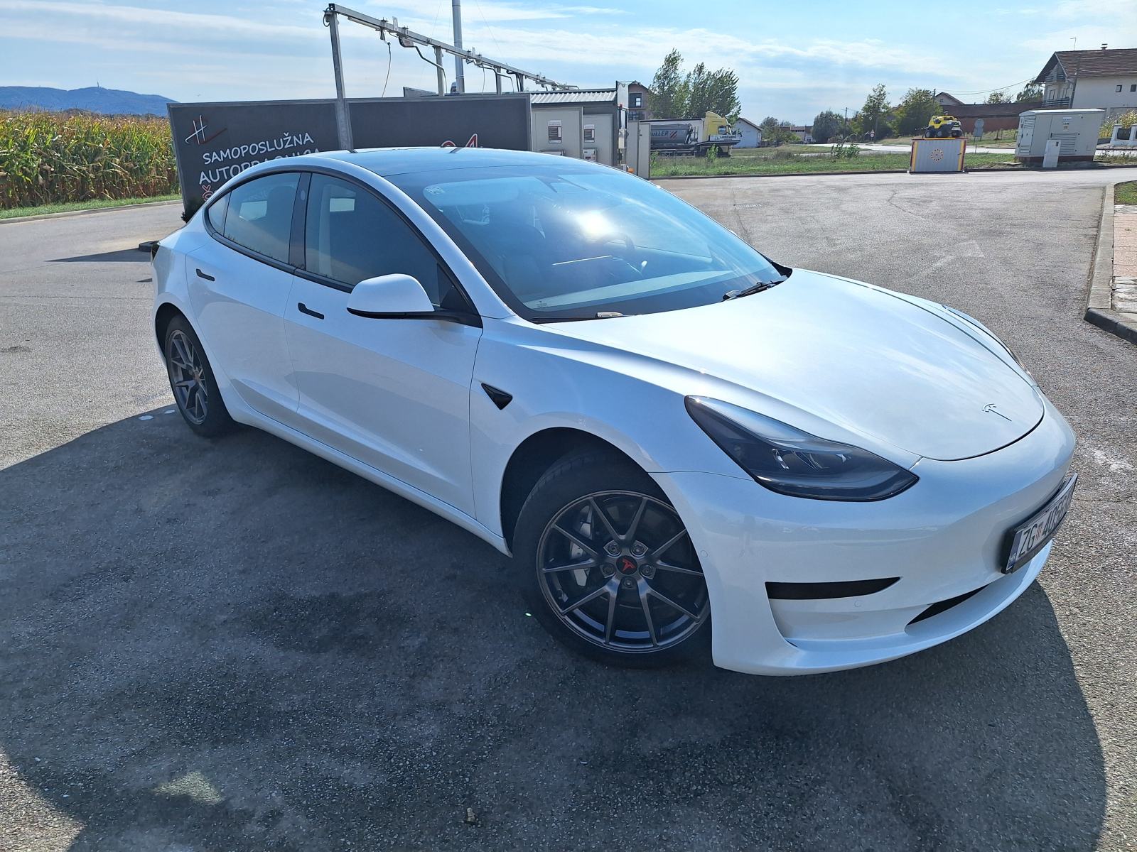 Tesla Model 3 SR+, LFP baterija, 2021., kuka, reg. 08/27, 100k km