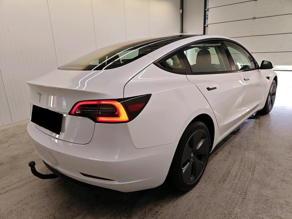 Tesla Model 3 Standard RWD, fotografija 4