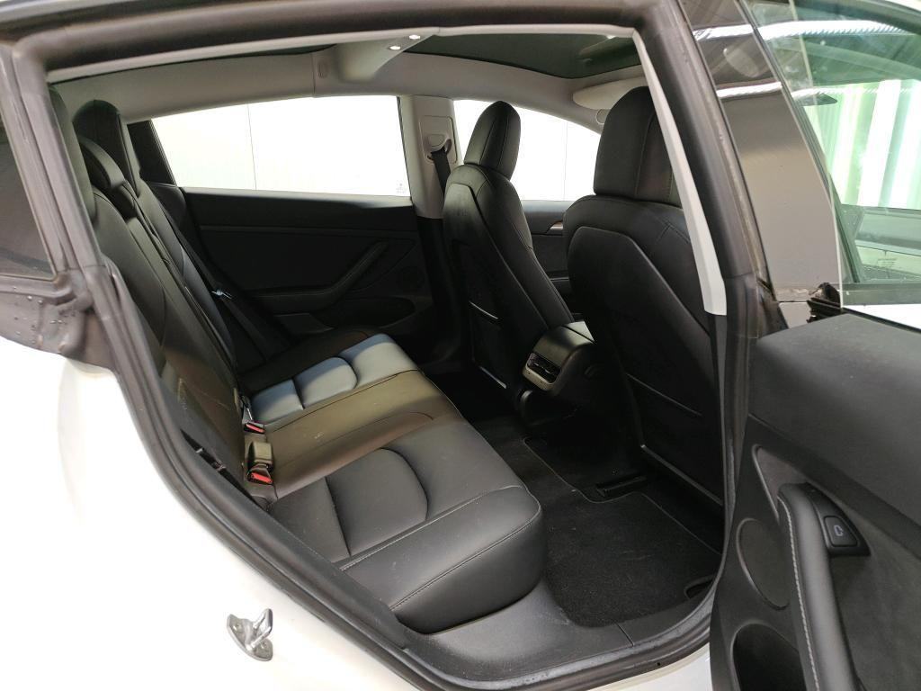 Tesla Model 3 Standard RWD, fotografija 14