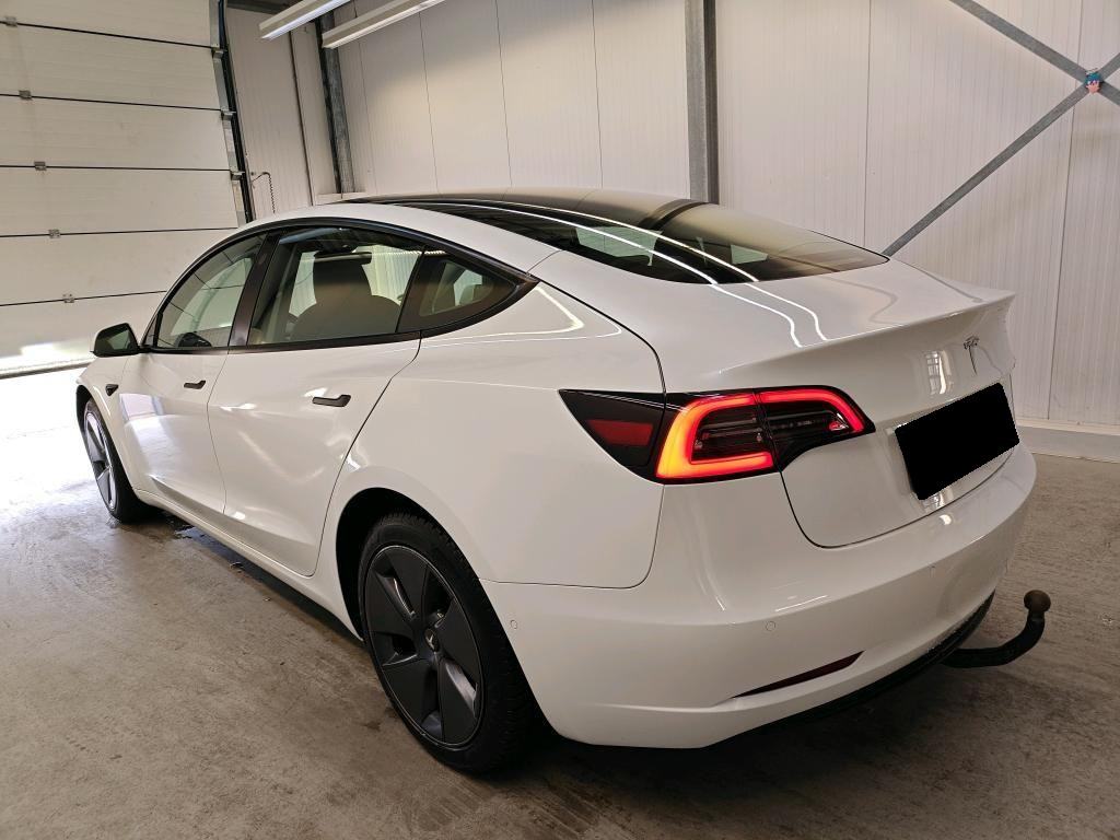 Tesla Model 3 Standard RWD, fotografija 5
