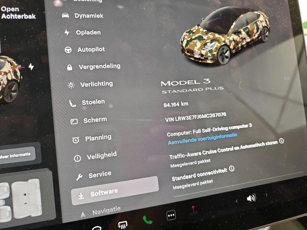 Tesla Model 3 Standard RWD, fotografija 11