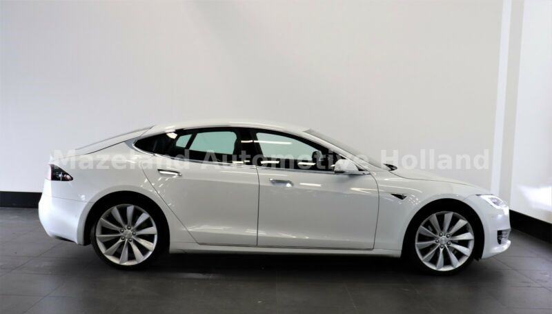 Tesla Model S 60 FACELIFT, fotografija 4