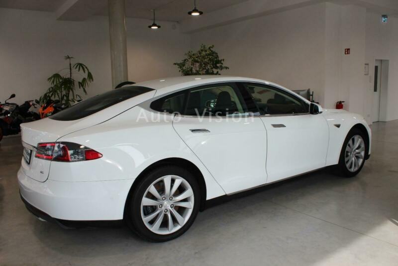 Tesla Model S 60 Tech Paket automatik, fotografija 5