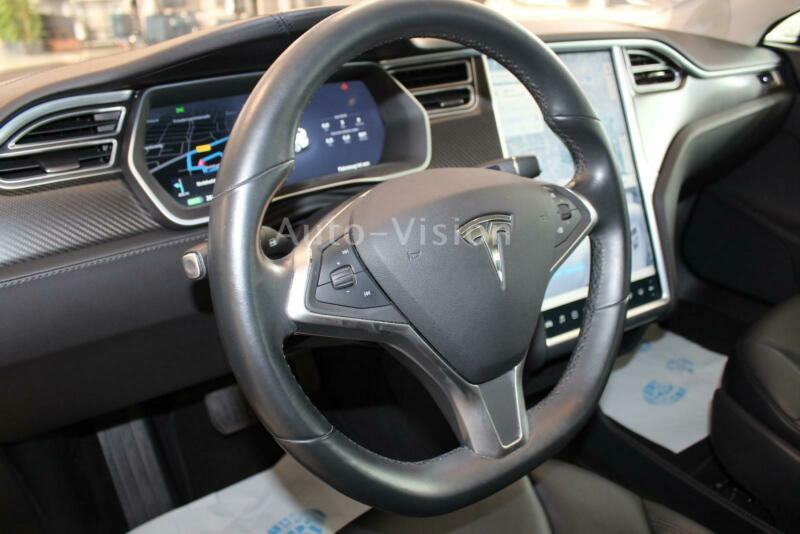 Tesla Model S 60 Tech Paket automatik, fotografija 6