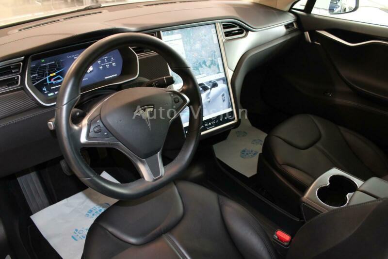 Tesla Model S 60 Tech Paket automatik, fotografija 8