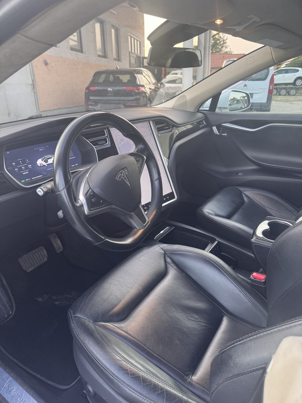 Tesla Model S 90D automatik, fotografija 6