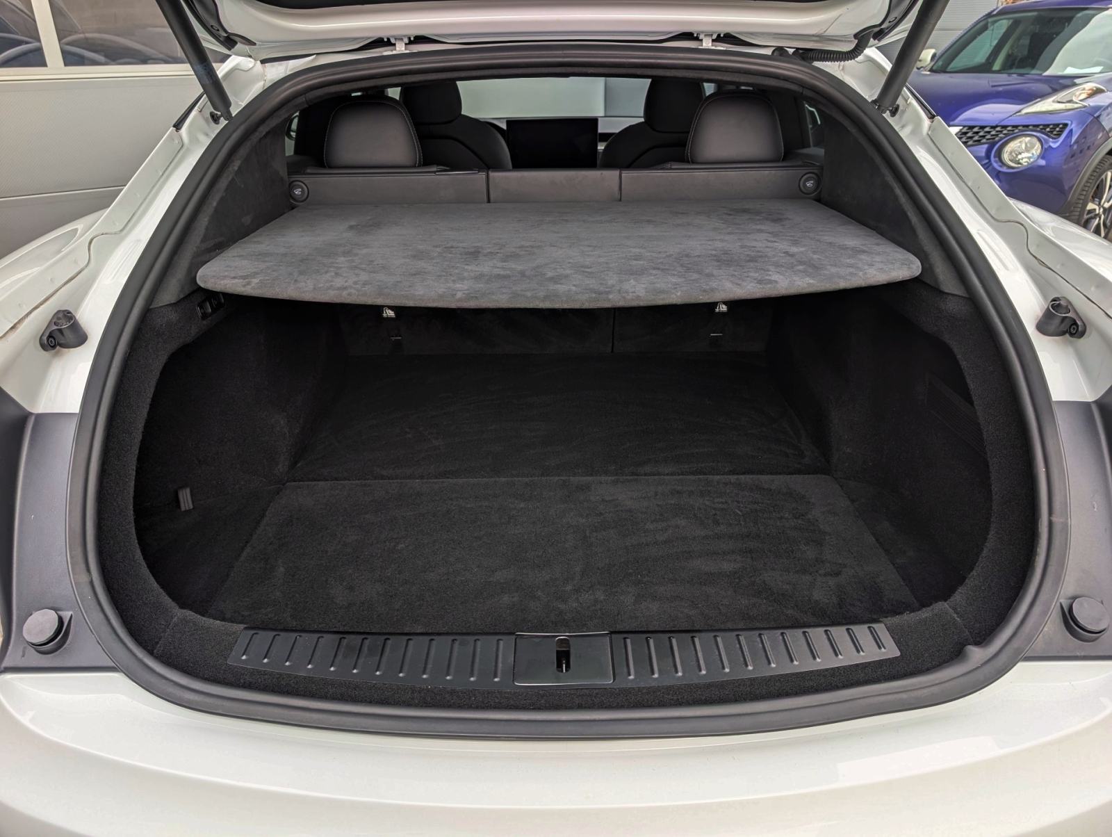 Tesla Model S Long Range AWD Yoke|Kuka, fotografija 13