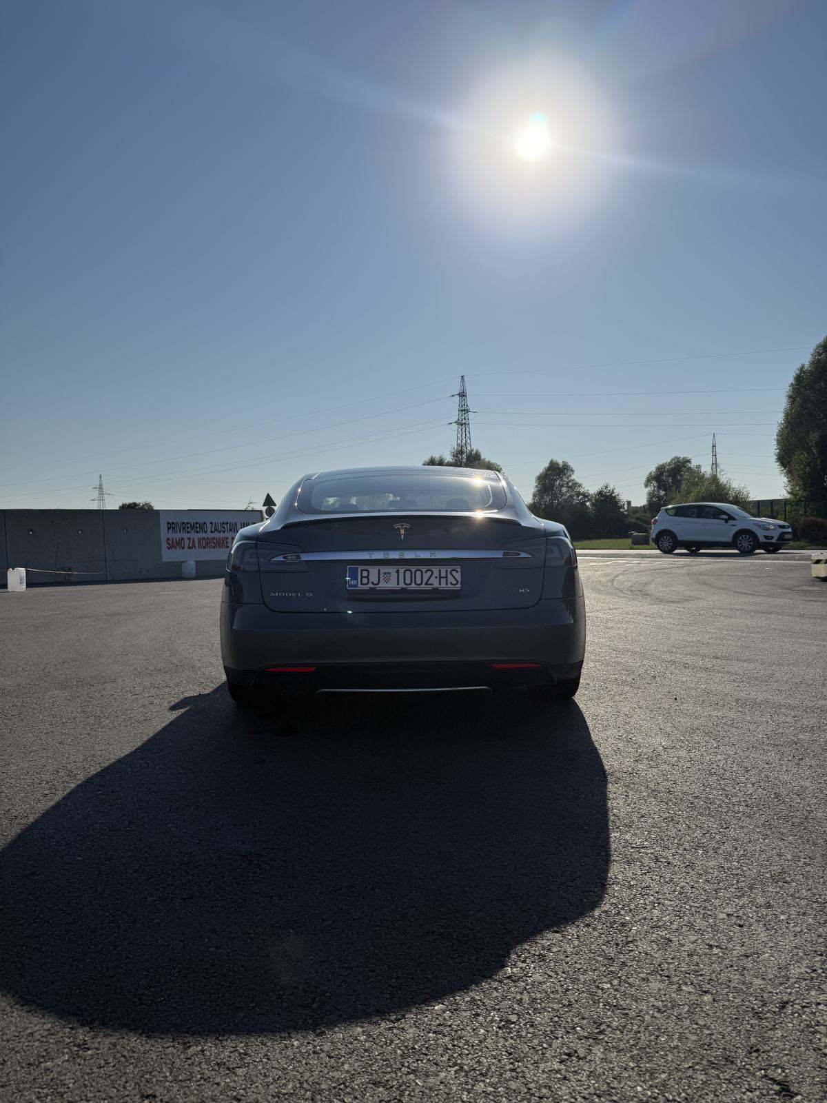 Tesla Model S P85, pogled izvana - slika 5