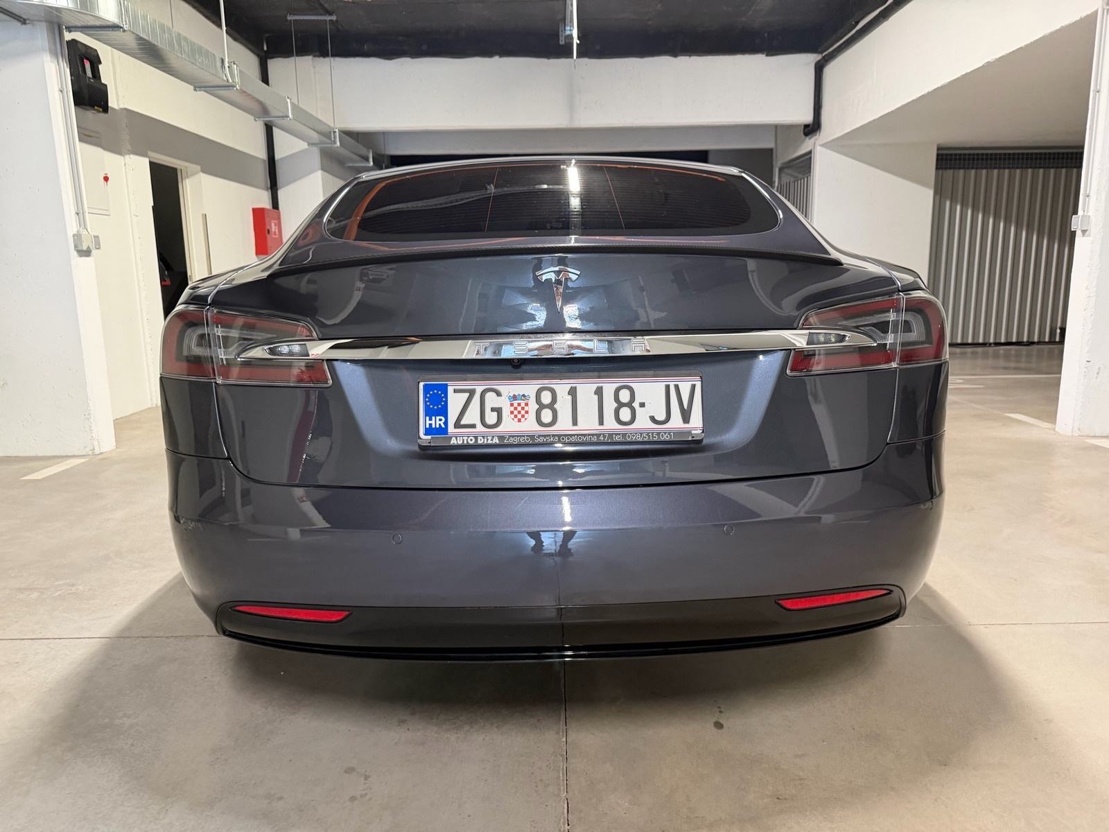 Tesla Model S Performance ,814 PS, 0-100 2,8 sec, fotografija 6