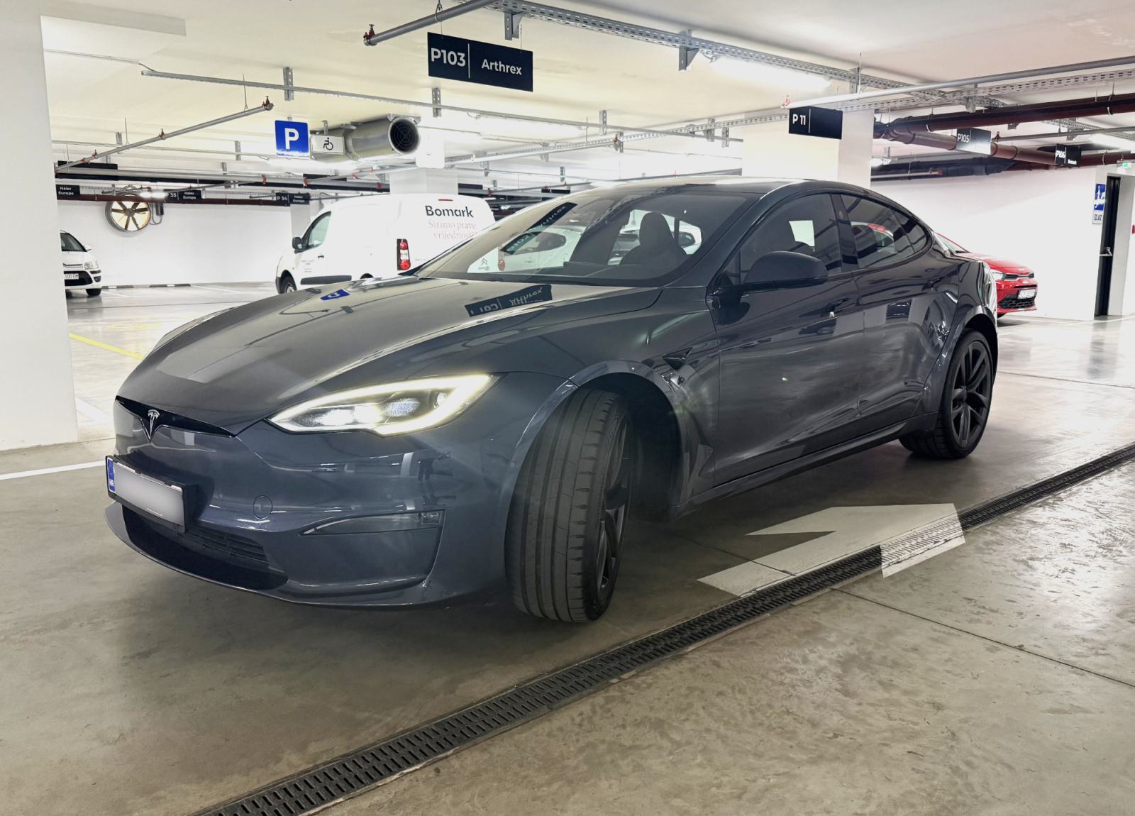 Tesla Model S PLAID 2023 1020KS – FULL OPREMA – Autopilot – Grok, fotografija 4