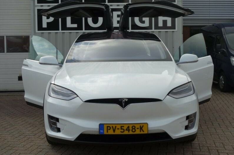Tesla Model X 334pk 75D Autopilot, fotografija 2