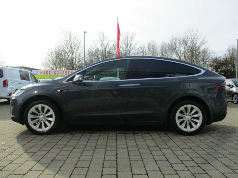 Tesla Model X 90D automatik, fotografija 4