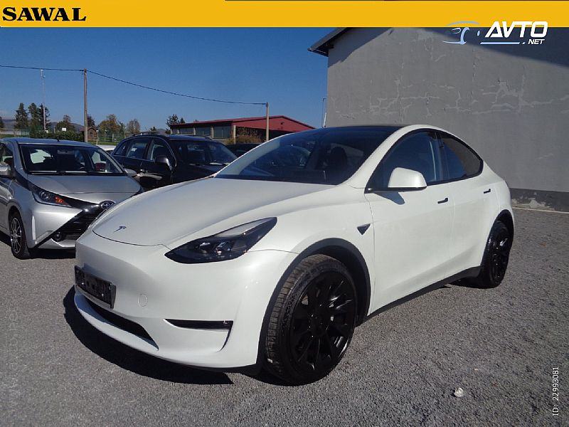 Tesla Model Y AWD LR automatik - SAMO 71.000 KILOMETROV