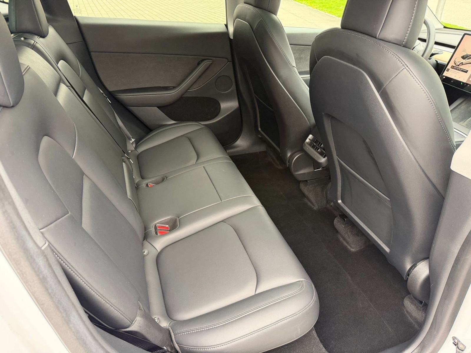 Tesla Model Y Dual motor AWD SoH 94%, fotografija 12