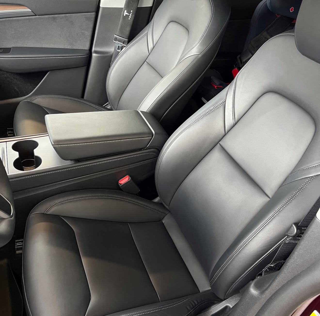 Tesla Model Y Dual Motor Long Range AWD automatik, fotografija 3
