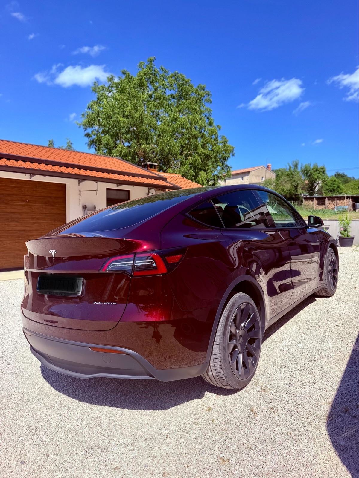 Tesla Model Y Dual Motor Long Range AWD automatik, fotografija 4