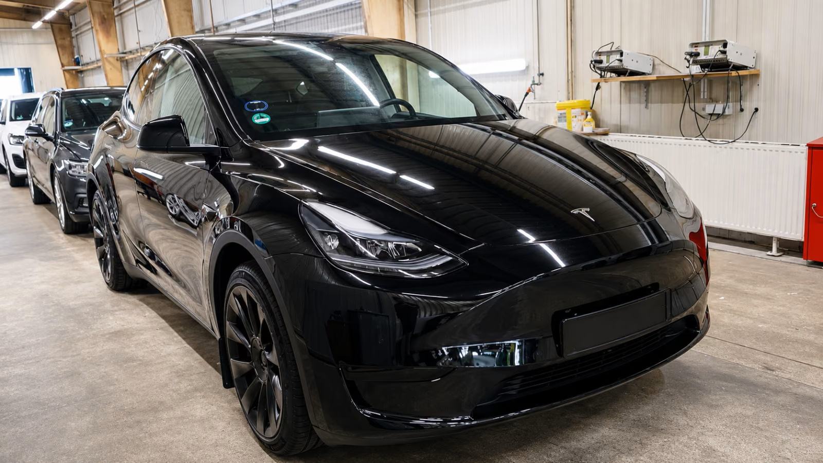 Tesla Model Y, fotografija 3