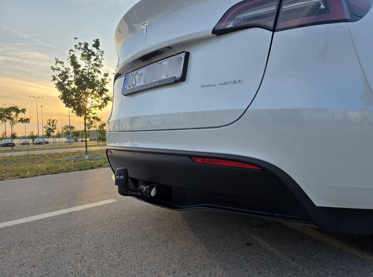 Tesla Model Y Long Range AWD, 2024, prvi vlasnik, kuka, garancija, fotografija 12