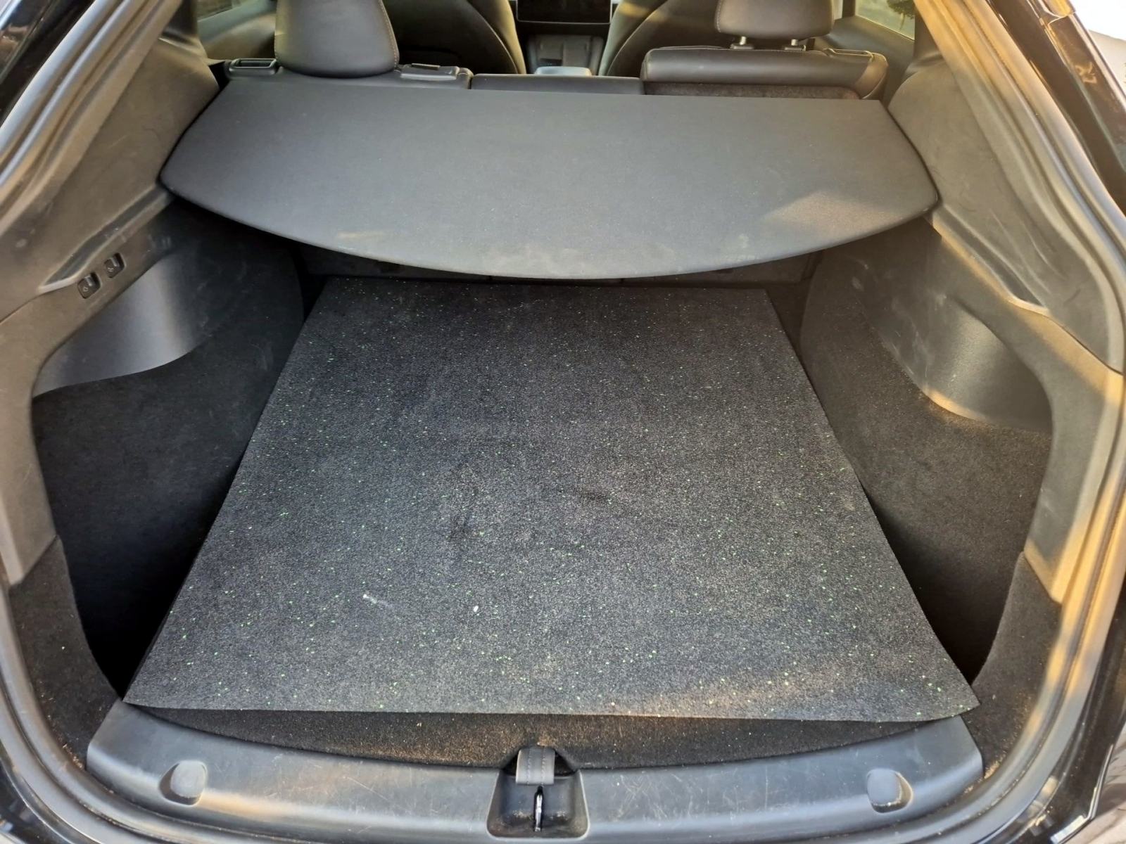TESLA MODEL Y LONG RANGE – DUAL MOTOR (4x4) – 2022 – REG 03/2027, fotografija 10