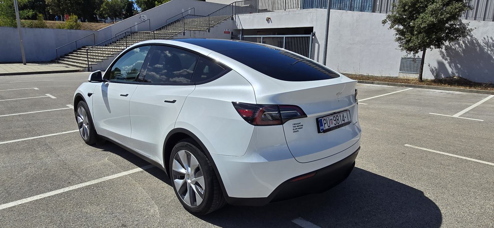 Tesla Model Y Long range, dual motor, all wheel drive automatik, fotografija 3