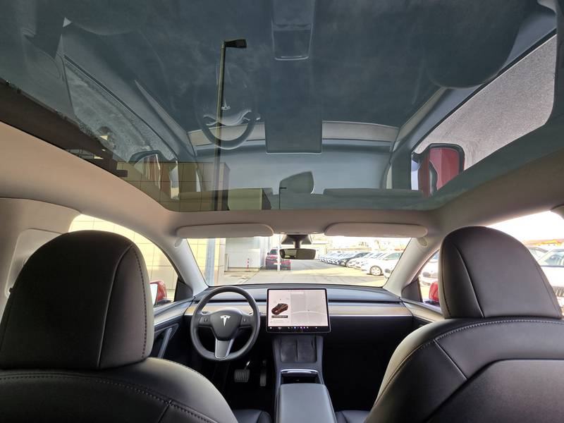 Tesla Model Y Long Range Dual Motor automatik, fotografija 9